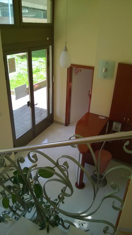 Apartments Mavesa Vrnjačka Banja エクステリア 写真